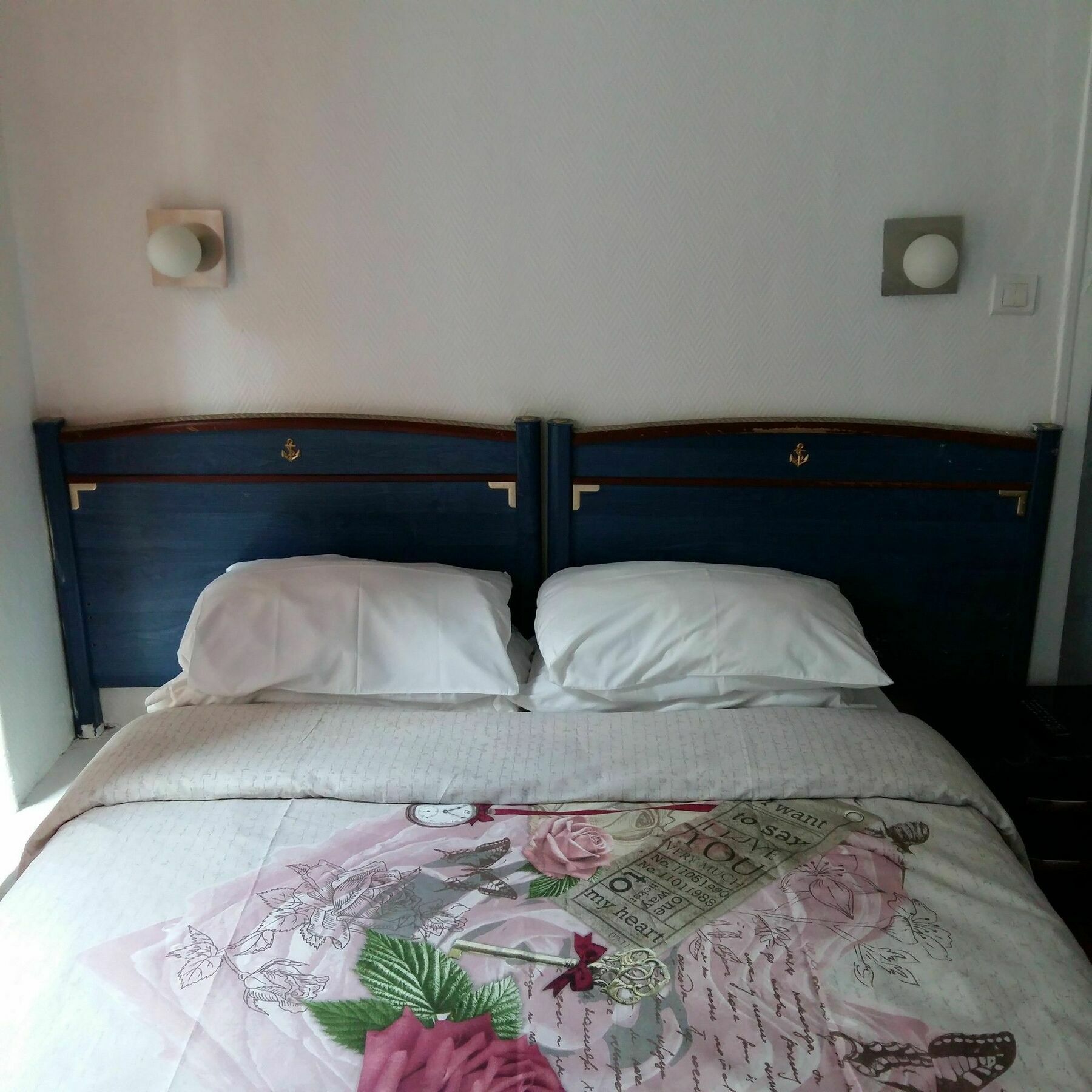 Hotel Du Metro Parigi Esterno foto